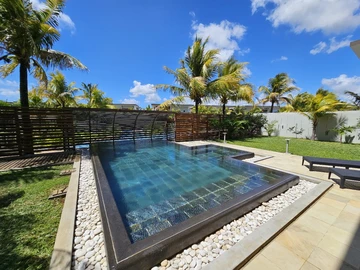 4 Bedroom Villa