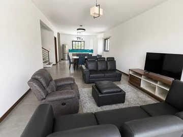 4 Bedroom Villa