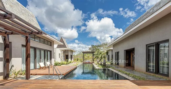 Jacaranda Luxury Villas