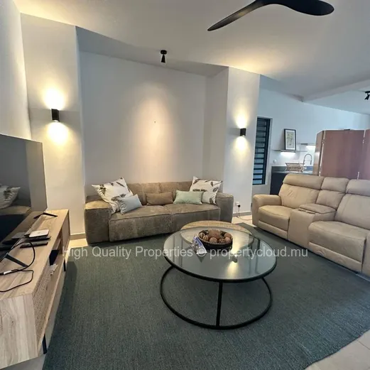 Beachfront Apartment for rent in Pereybere