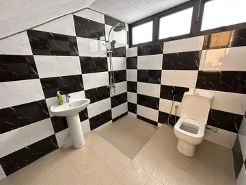 4 Bedroom Villa