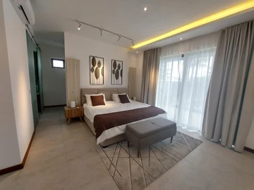 4 Bedroom Villa