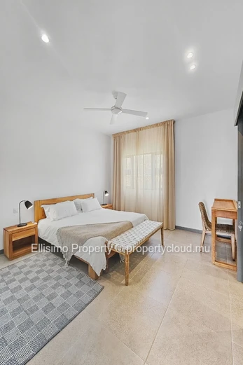 2-Bedroom En-Suite Apartment – 1st Floor 