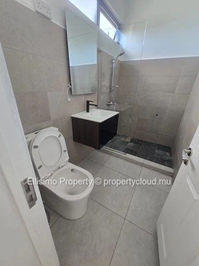 ?? À Vendre – Villa Contemporaine avec Piscine à Proximité de Grand Baie