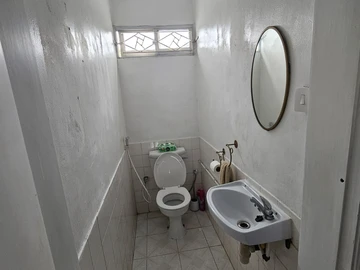 4 Bedroom Townhouse, Duplex