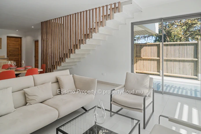 Beautiful House for Rent in Calodyne 