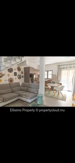 3-Bedroom Triplex for Rent – Pereybère / Grand Baie