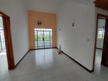 5 Bedroom Villa