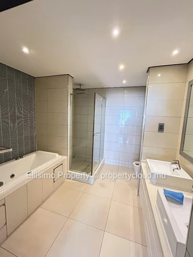 For Rent – Modern 3-Bedroom Apartment in La Croisette, Grand Bay