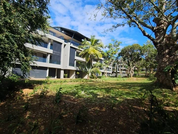 4 Bedroom Apartment