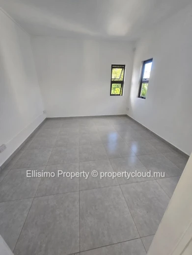 ?? À Vendre – Villa Contemporaine avec Piscine à Proximité de Grand Baie