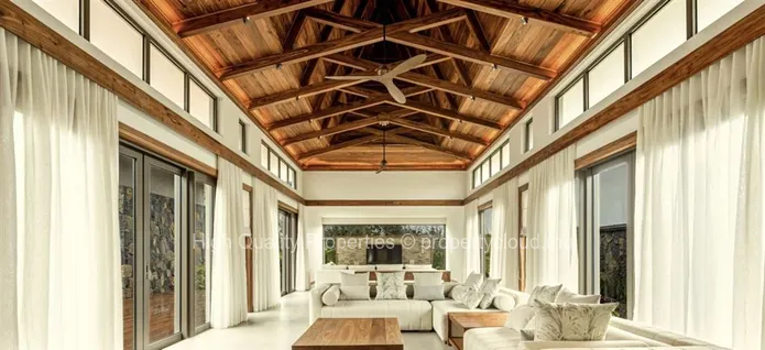 Jacaranda Luxury Villas