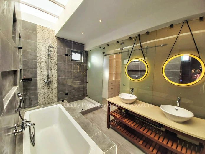 Villa for rent in Grand Bay 