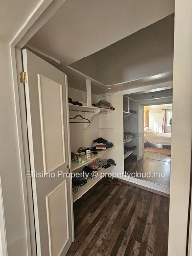 For Rent – Spacious Family Villa with Large Garden and Pool