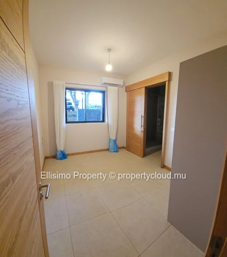 FOR RENT – Stunning 3-Bedroom Apartment with En-Suite Bathrooms in Belle Vue (next to Hillside)