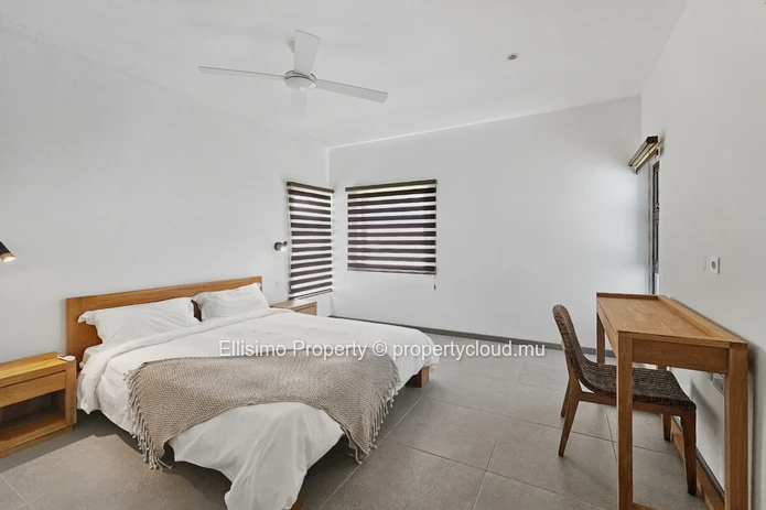 2-Bedroom En-Suite Apartment – 1st Floor 