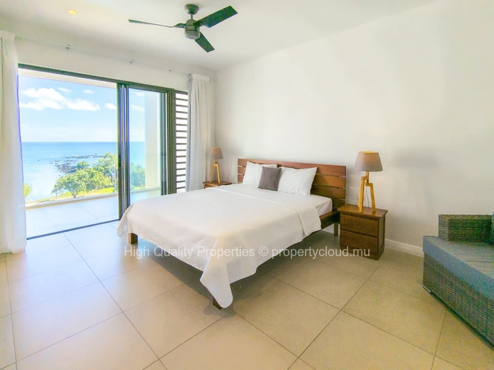 Penthouse de Luxe en Bord de Mer au Trou Aux Biches