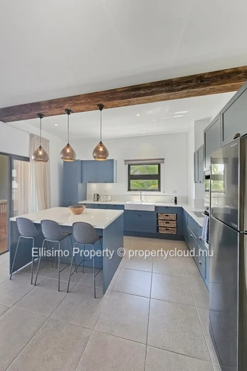 2-Bedroom En-Suite Apartment – 1st Floor 