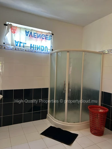 Modern House for sale in Pereybere