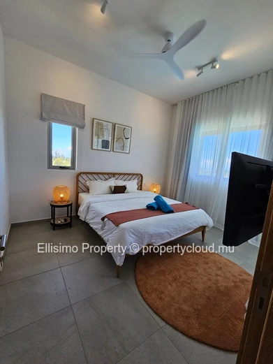 Brand-new modern penthouse featuring 3 ensuite bedrooms and exceptional contemporary finishes.