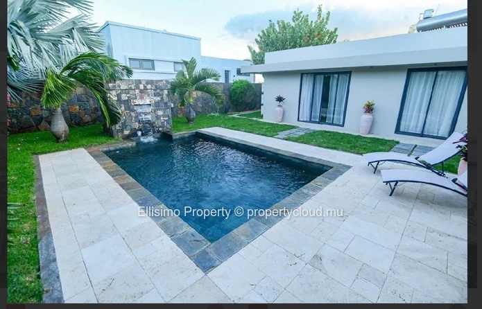 For Rent – Elegant 3-Bedroom Villa in Royal Park, Balaclava
