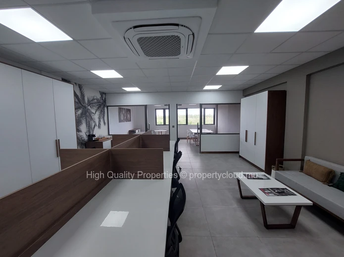 Office for Rent in Pin Point Calbasse