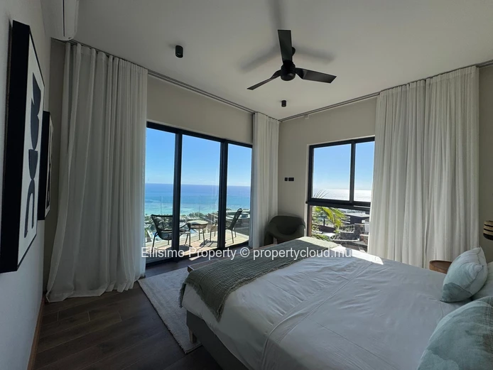 Elegance Overlooking the Lagoon