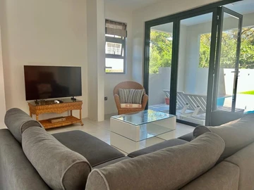 4 Bedroom Villa