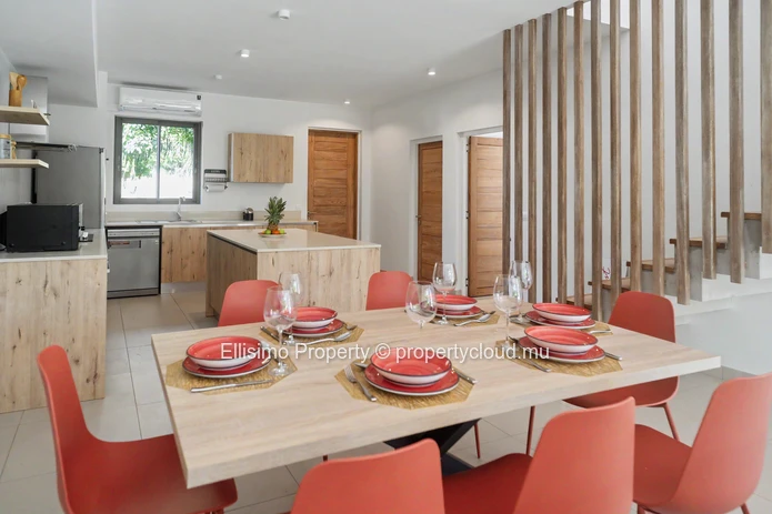 Beautiful House for Rent in Calodyne 