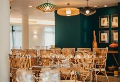 Studio à Louer à Grand Baie, avec Piscine, dans une Résidence de Haut Standing