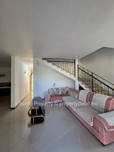 For Sale – 4-Bedroom House with Pool, CCTV & Alarm | Goodlands (Bypass Area)