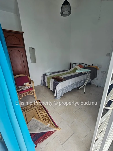 For Rent 4 bd – Duplex in a Small Residence with Shared Swimming Pool