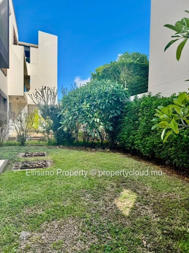 3-Bedroom Apartment in Azuri – Ground Floor