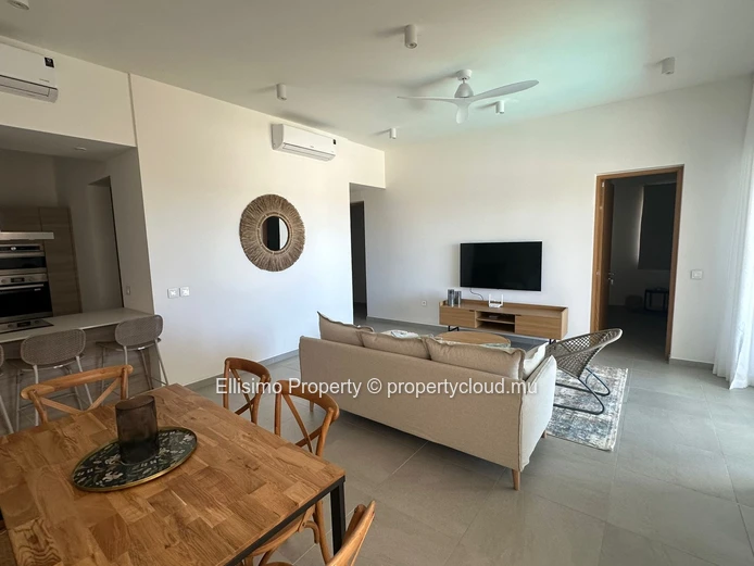 Brand-new modern penthouse featuring 3 ensuite bedrooms and exceptional contemporary finishes.