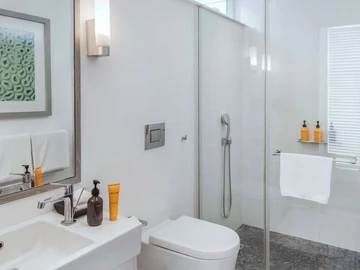 2 Bedroom Studio