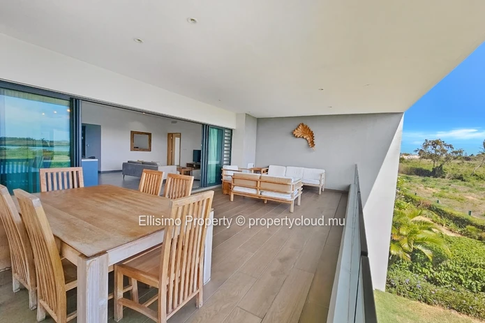 2-Bedroom En-Suite Apartment – 1st Floor 