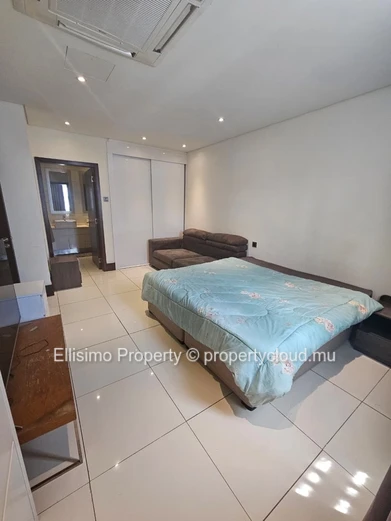 Beautiful 3-Bedroom Apartment at La Croisette
