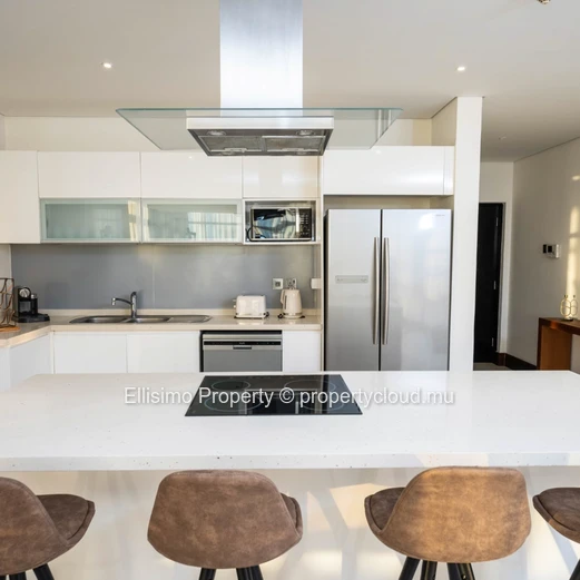 For Sale – 3-Bedroom Apartment with Shared Pool at La Croisette