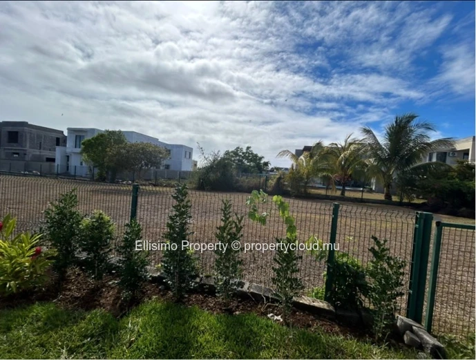 Modern Villa For Rent – Goodlands