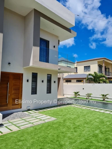 Family Villa for Rent – Grand Baie, Chemin Vingt Pieds