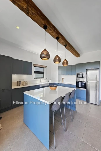 2-Bedroom En-Suite Apartment – 1st Floor 