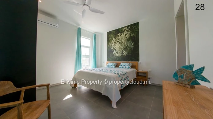 Waterfront Penthouse for Rent – Lor Lagoon, Trou d’Eau Douce