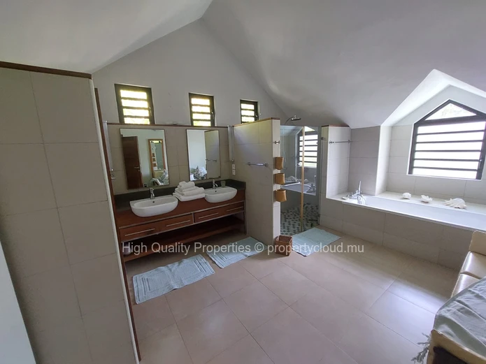 Villa en location à Providence sur Mer 
