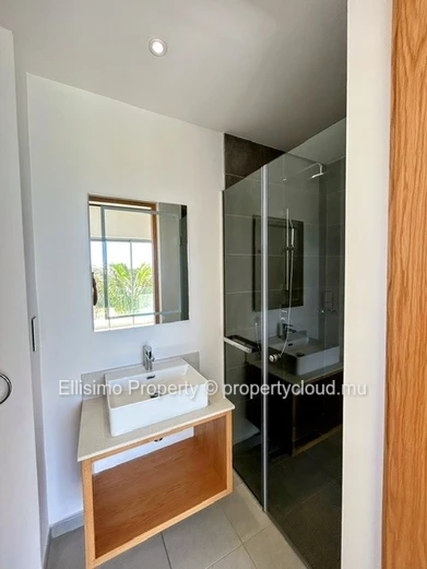 Modern 2-Bedroom Apartment with En-Suite Comfort & Premium Amenities – Rs 65,000