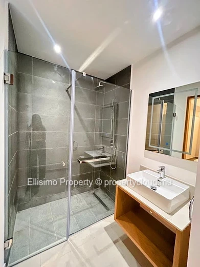 For Rent – Elegant 3-Bedroom Penthouse in Péreybère