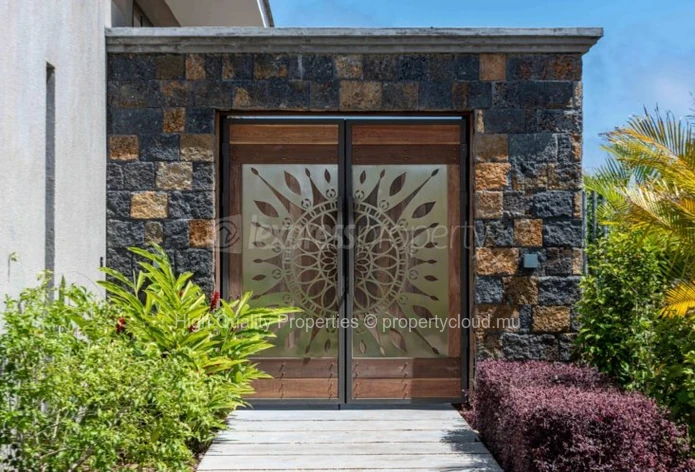 Jacaranda Luxury Villas