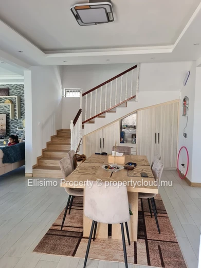 Family Villa for Rent – Grand Baie, Chemin Vingt Pieds