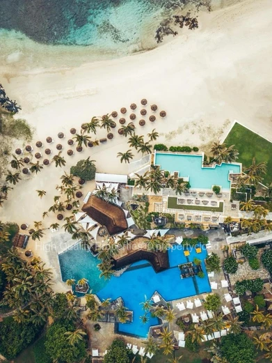 2-Bedroom Beachfront Studio in Belle Mare, Suitable for Foreign Buyers