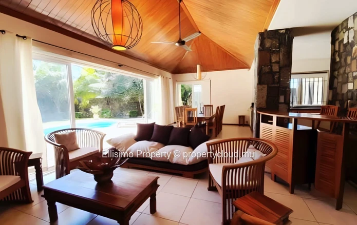 Long-term rental – 3 BEDROOMS VILLA