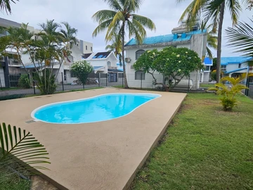 4 Bedroom Townhouse, Duplex
